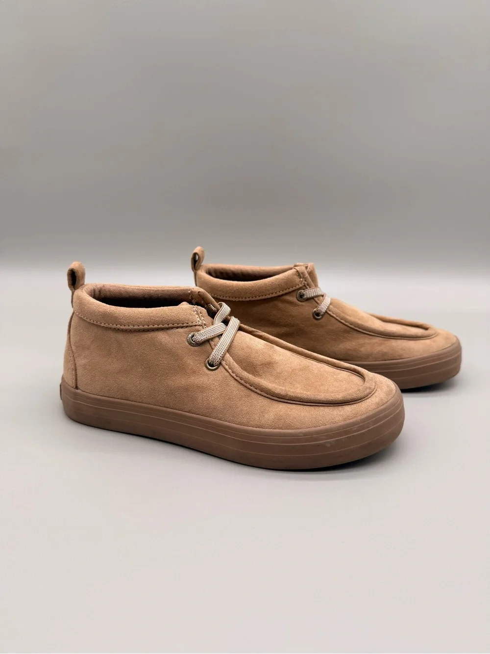 Old Navy Kids Tan Suede Moccasin Sneakers